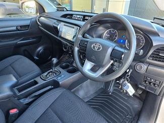 2019 Toyota Hilux - Thumbnail