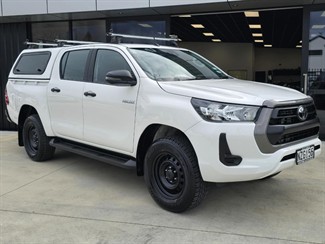 2021 Toyota Hilux - Thumbnail