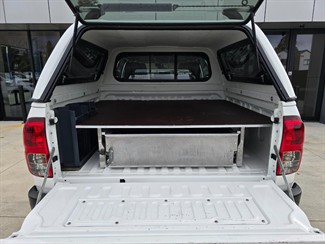 2021 Toyota Hilux - Thumbnail