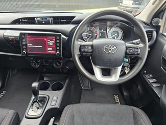 2021 Toyota Hilux - Thumbnail