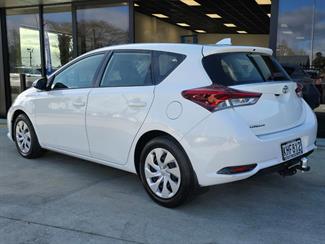 2017 Toyota Corolla - Thumbnail