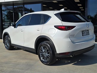 2021 Mazda CX-5 - Thumbnail