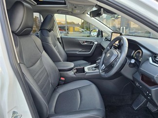 2024 Toyota Rav4 - Thumbnail