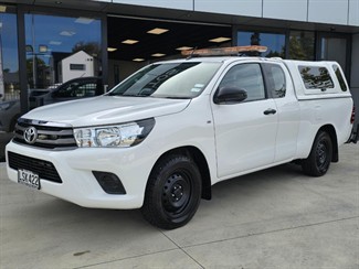 2018 Toyota Hilux - Thumbnail