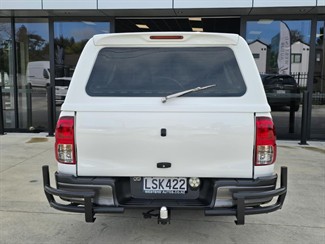 2018 Toyota Hilux - Thumbnail