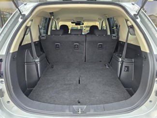 2022 Mitsubishi Outlander - Thumbnail