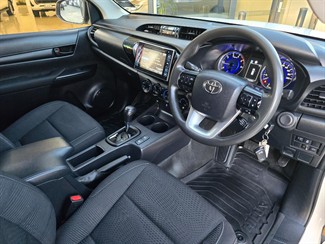 2020 Toyota Hilux - Thumbnail