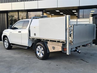 2020 Toyota Hilux - Thumbnail