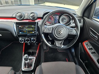 2023 Suzuki Swift - Thumbnail