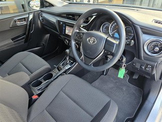 2017 Toyota Corolla - Thumbnail