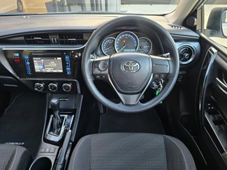 2017 Toyota Corolla - Thumbnail