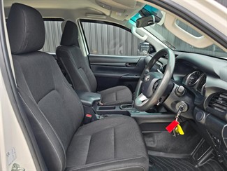 2020 Toyota Hilux - Thumbnail