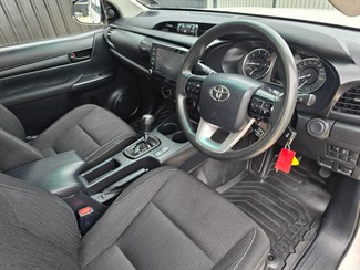 2020 Toyota Hilux - Thumbnail
