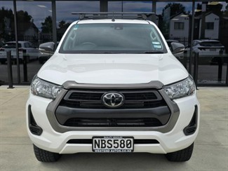 2020 Toyota Hilux - Thumbnail