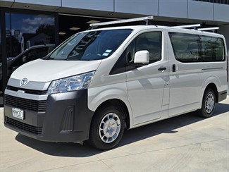 2019 Toyota Hiace - Thumbnail