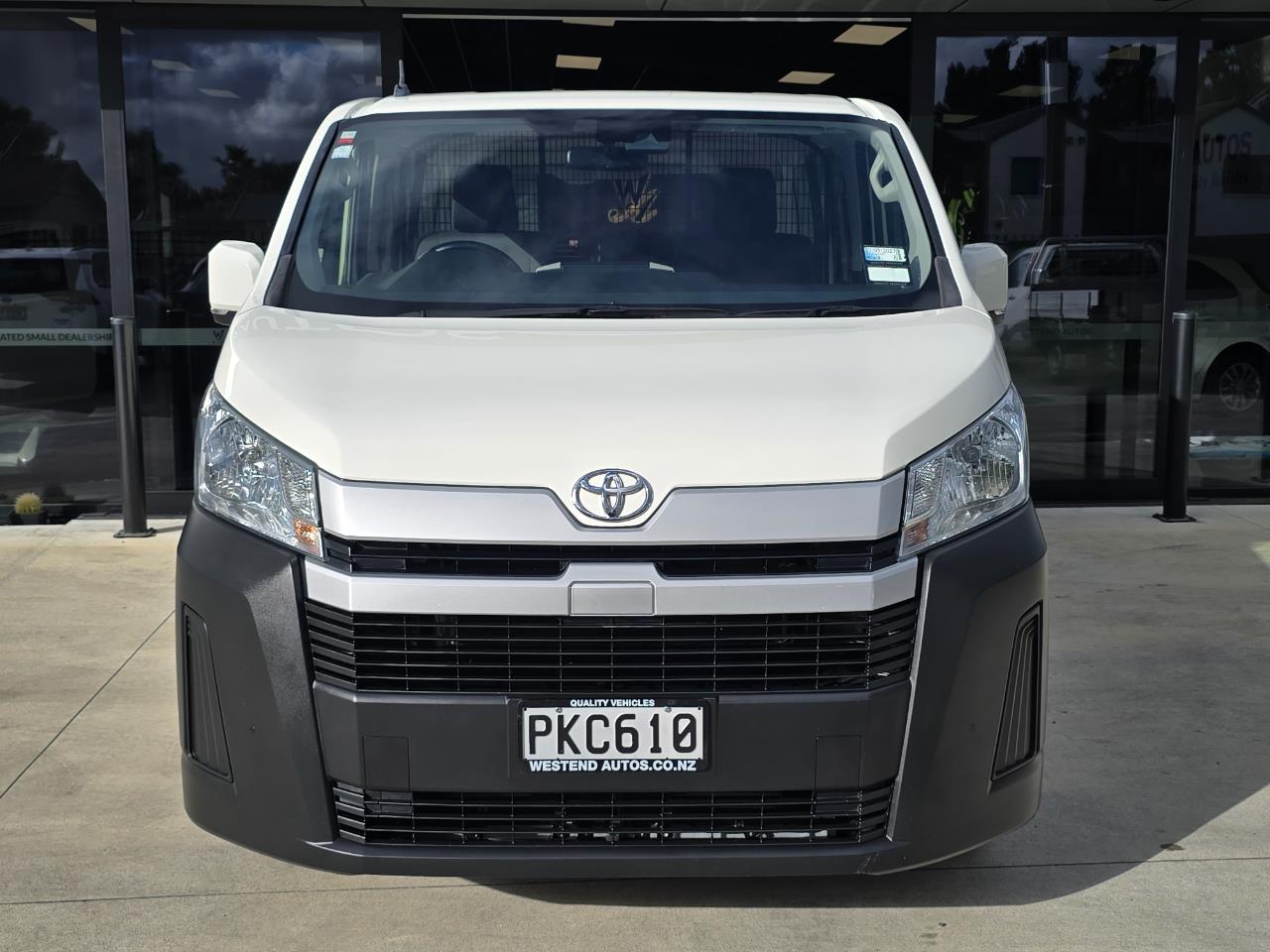 2022 Toyota Hiace