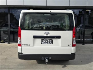 2022 Toyota Hiace - Thumbnail
