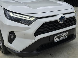 2022 Toyota Rav4 - Thumbnail