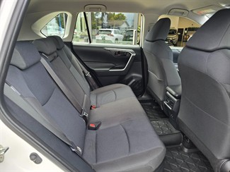 2022 Toyota Rav4 - Thumbnail