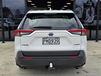 2022 Toyota Rav4 - Thumbnail