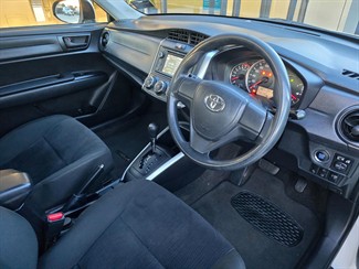 2018 Toyota Corolla - Thumbnail