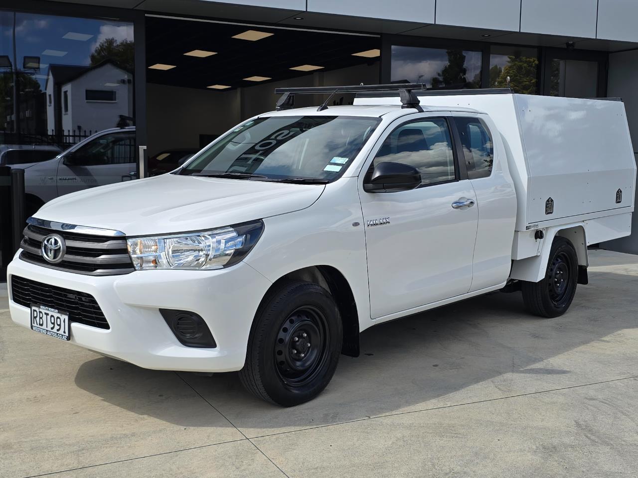 2017 Toyota Hilux