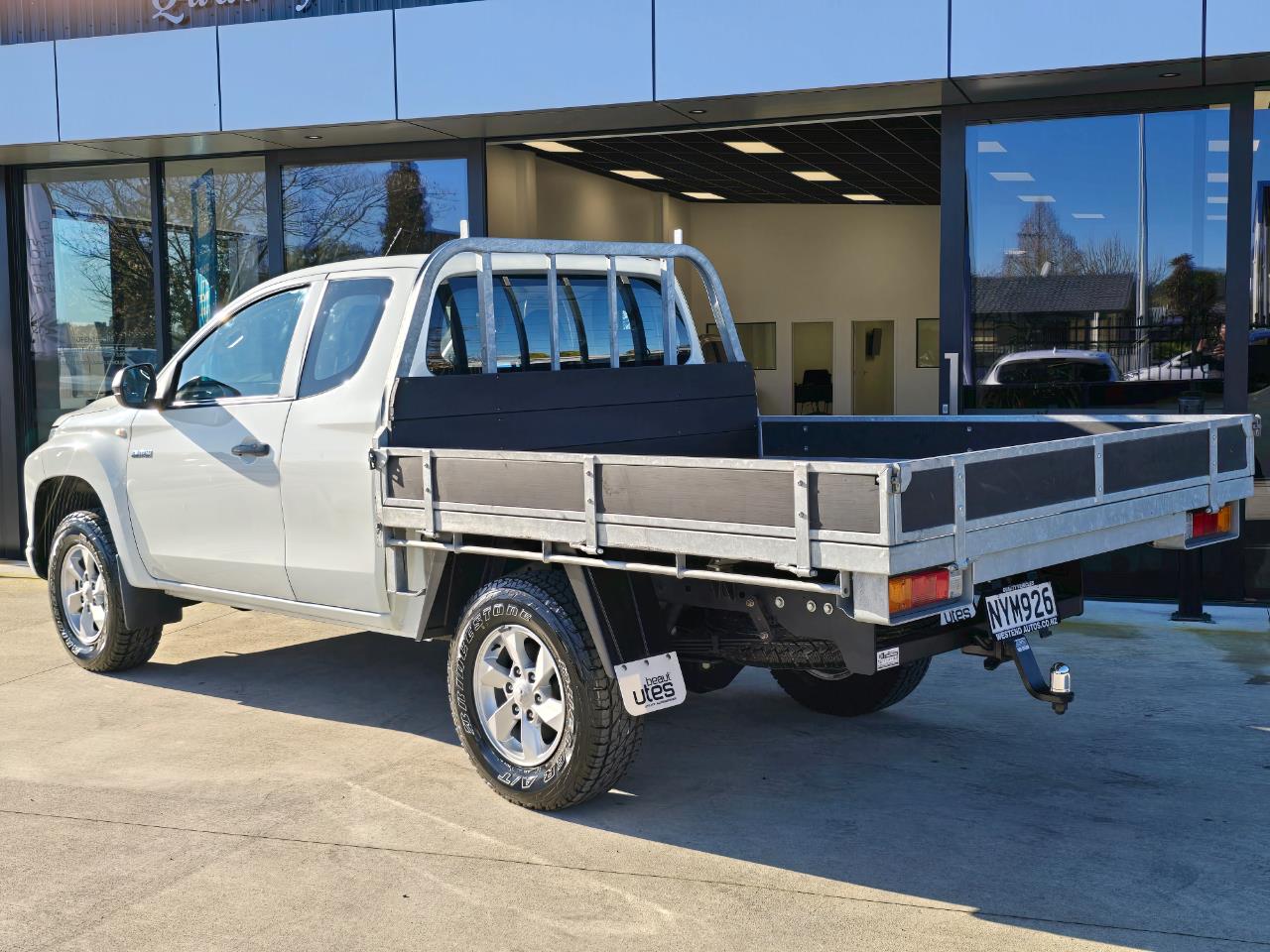 2022 Mitsubishi Triton