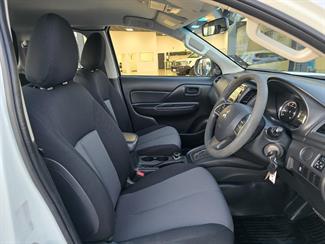 2020 Mitsubishi Triton - Thumbnail