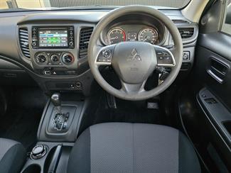 2020 Mitsubishi Triton - Thumbnail
