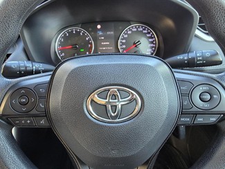 2019 Toyota Rav4 - Thumbnail