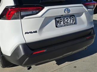 2019 Toyota Rav4 - Thumbnail