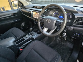 2018 Toyota Hilux - Thumbnail