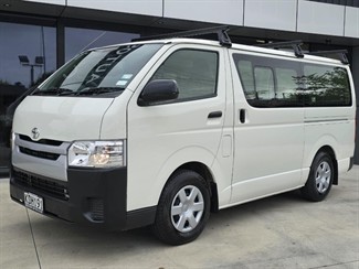 2016 Toyota Hiace - Thumbnail