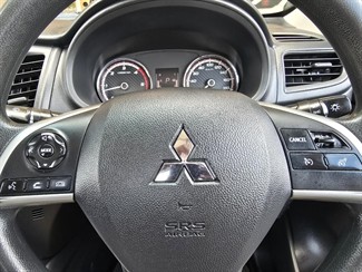 2021 Mitsubishi Triton - Thumbnail