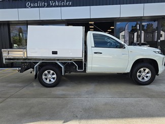 2021 Mitsubishi Triton - Thumbnail