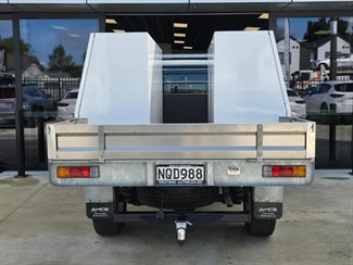 2021 Mitsubishi Triton - Thumbnail