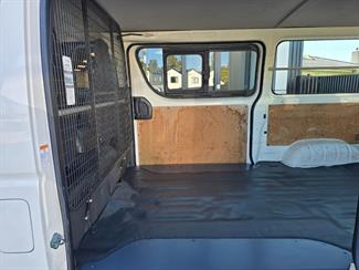 2017 Toyota Hiace - Thumbnail