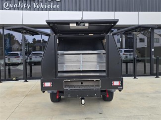 2023 Toyota Hilux - Thumbnail