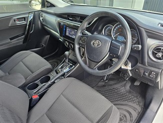 2018 Toyota Corolla - Thumbnail