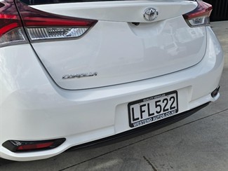 2018 Toyota Corolla - Thumbnail