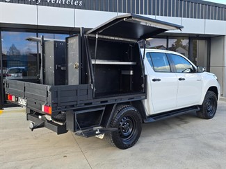 2020 Toyota Hilux - Thumbnail