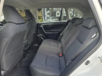2021 Toyota RAV4 - Thumbnail