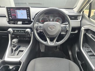 2021 Toyota RAV4 - Thumbnail