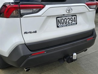2021 Toyota RAV4 - Thumbnail