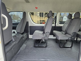 2014 Toyota Hiace - Thumbnail