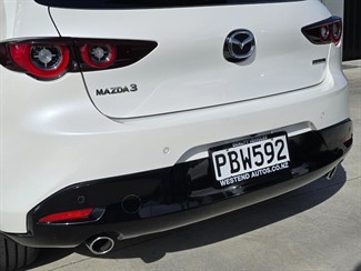 2022 Mazda 3 - Thumbnail