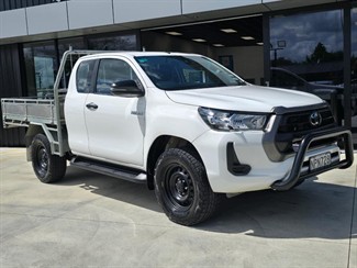 2021 Toyota Hilux - Thumbnail
