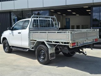 2021 Toyota Hilux - Thumbnail
