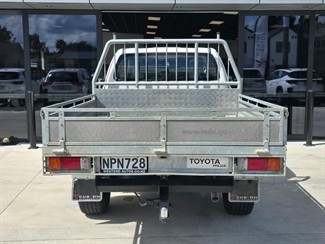 2021 Toyota Hilux - Thumbnail