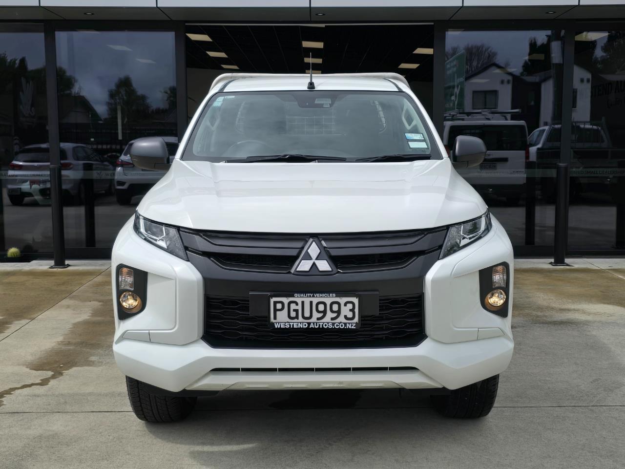 2022 Mitsubishi Triton
